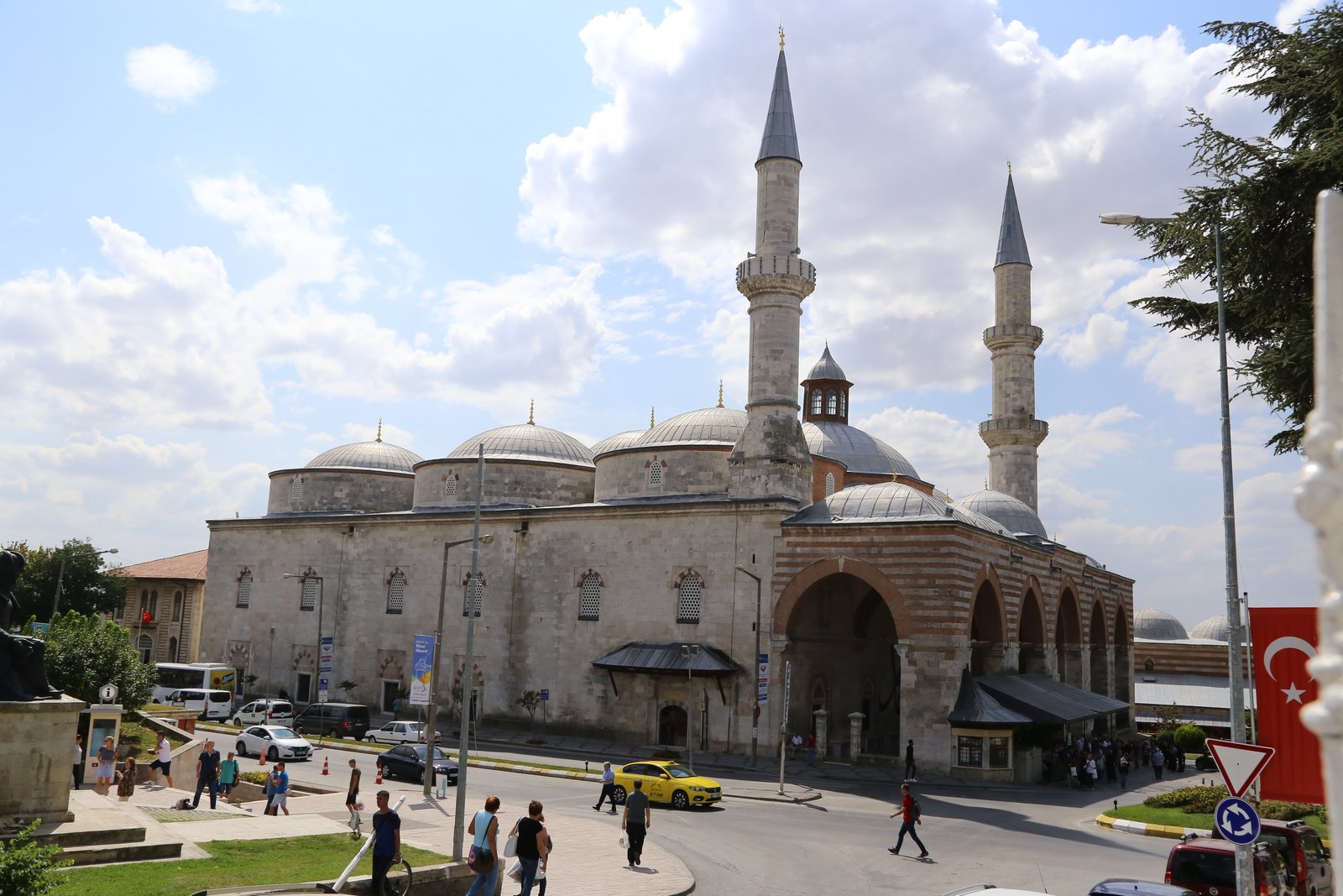 Eski Cami